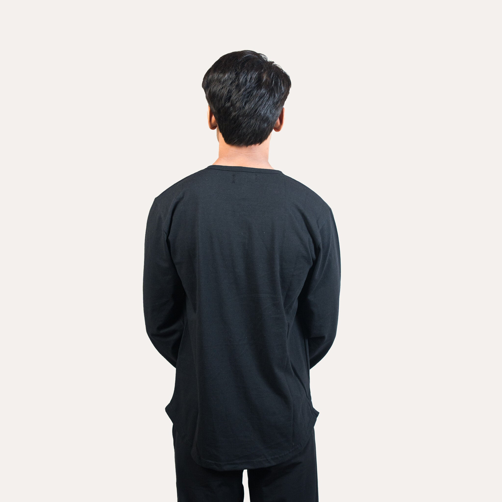  Henley, Black henley,  Henley shirt, Henley tee, Cotton henley, Men's henley, Men's shirt, Men's tee, Cotton shirt, Cotton tee, cotton henley,  Basic henley, Comfort henley, Stylish henley, Classic henley, Long sleeve henley, regular-fit henley, Casual henley, Versatile henley, Modern henley, Solid color henley, Long sleeve, Winter, button Shirt, Black full sleeves, Black